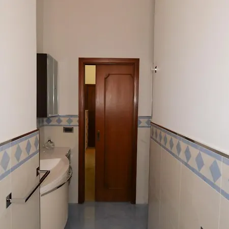 Yuna Rent - Maria Luisa * Pescara