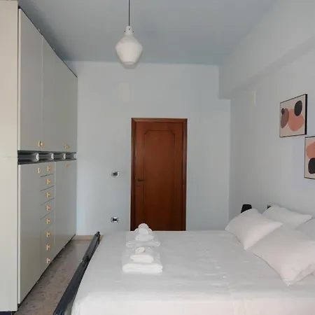 Yuna Rent - Maria Luisa Appartement