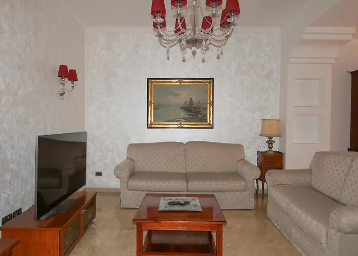 Yuna Rent - Maria Luisa *