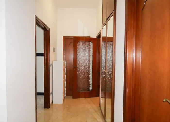 Yuna Rent - Maria Luisa