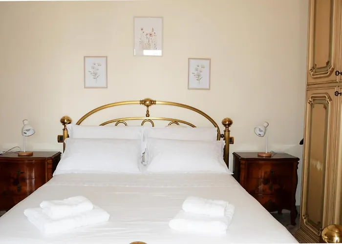 Yuna Rent - Maria Luisa Pescara