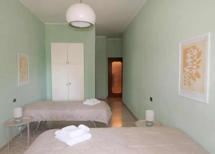 Yuna Rent - Maria Luisa Daire Pescara